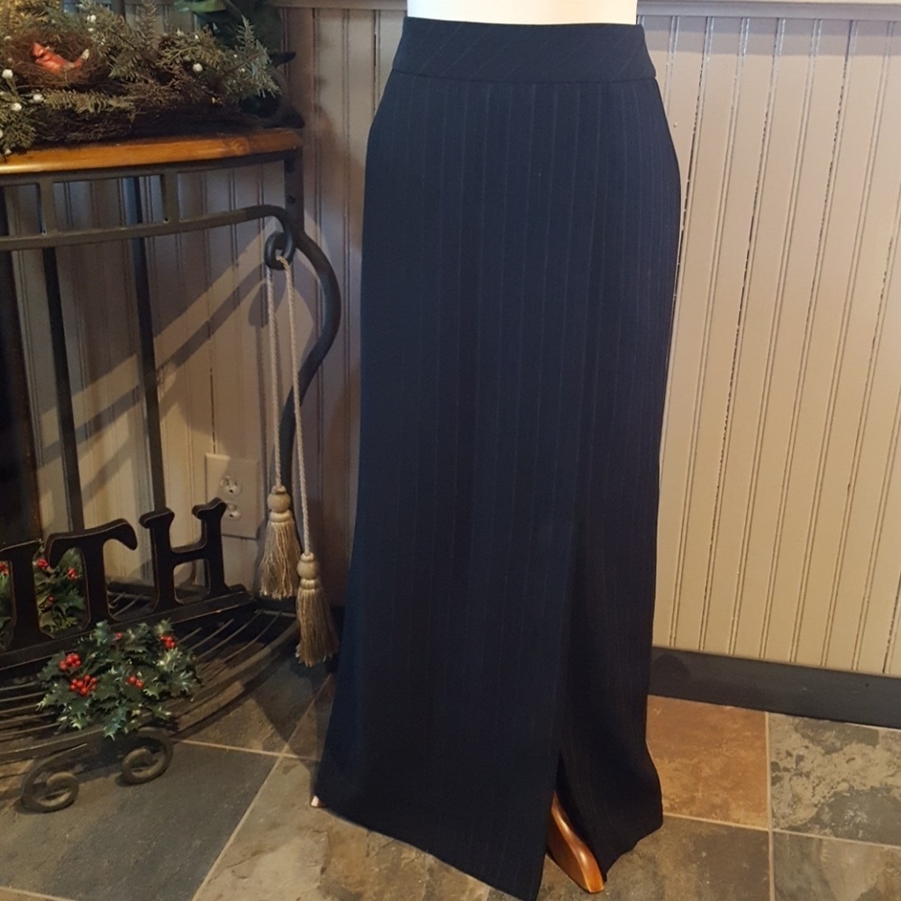 💕NORTONMCNAUGHTN* Skirt